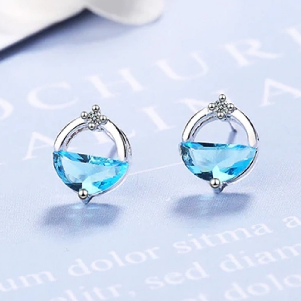 925 Sterling Silver Diamond Waterdrop Earrings Z